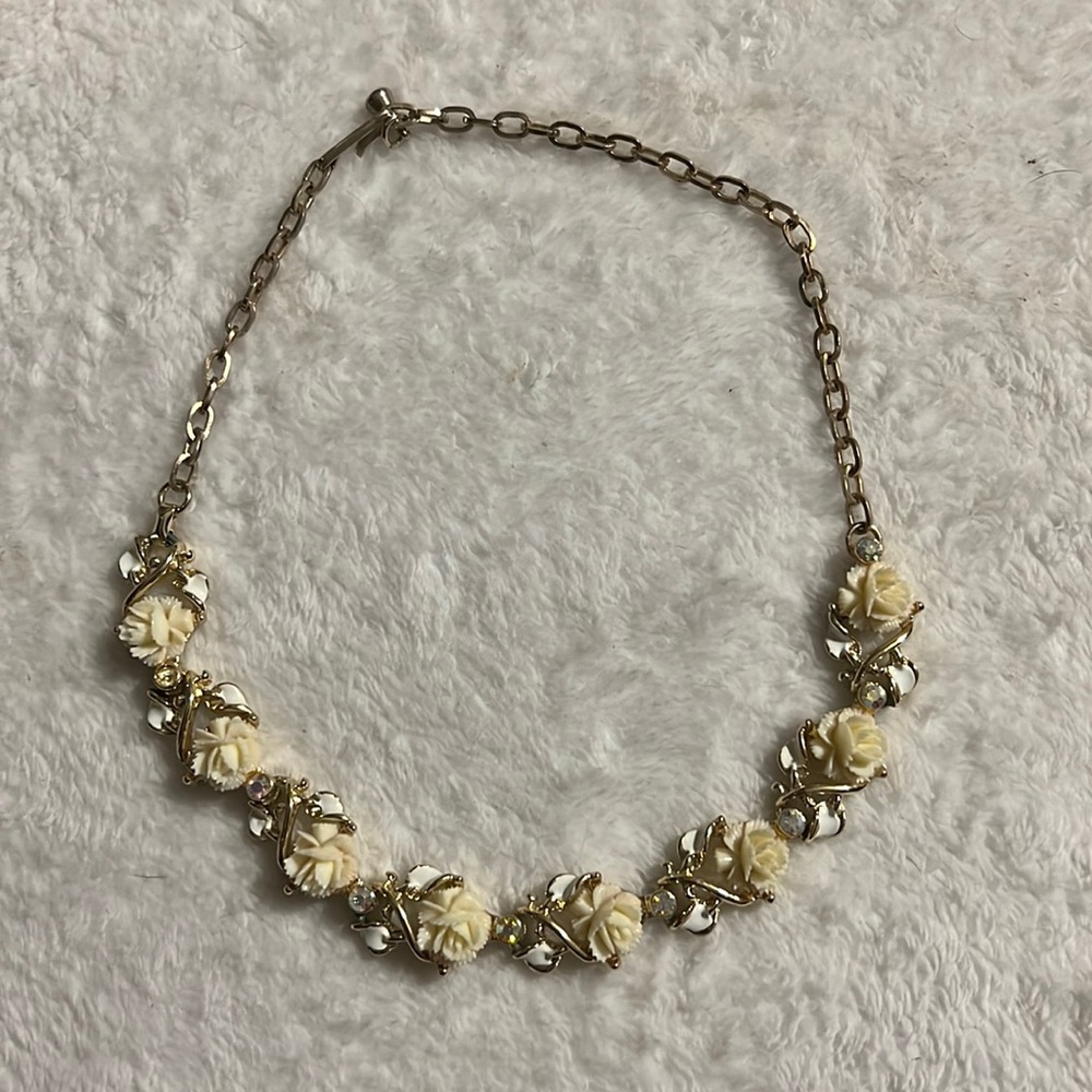 Stunning Celluloid Roses Rhinestone Necklace